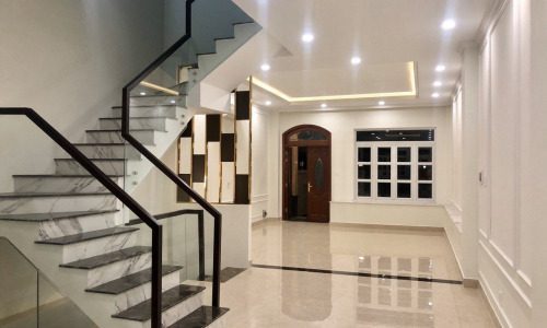 GIẢM 500TR BÁN GẤP NHÀ 5 TẦNG NGAY TTTM GIGAMALL THỦ ĐỨC!!!!