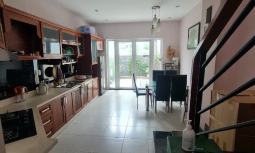 NHÀ ĐẸP VUÔNG VỨC PHƯỚC LONG B Q9 THUẬN TIỆN ĐI LẠI!!!