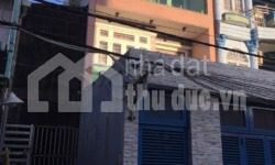 CẦN BÁN NHÀ MT GỒM: 1 NHÀ 2 LẦU + 1 NHÀ CẤP 4 VÀ 3 PHÒNG TRỌ BÌNH TRƯNG ĐÔNG!!!!