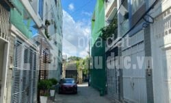 ĐẤT VUÔNG VỨC GẦN MT ĐỖ XUÂN HỢP PLB GIÁ NGỘP BÁN NHANH!!!!