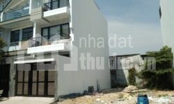 ĐẤT TÂN PHÚ GẦN LÊ VĂN VIỆT 100M GIÁ NGỘP BÁN GẤP!!!