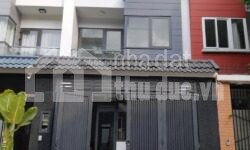 NHÀ 3 LẦU PHƯỚC LONG B GẦN SIÊU THỊ CHỢ LỚN CẦN CHO THUÊ!!!!