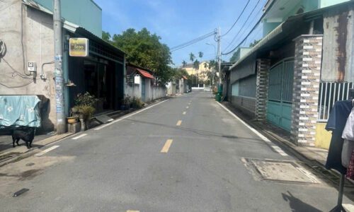 Cho Thuê Nhà MT hẻm đường Đình Phong Phú p. TNPB Q9