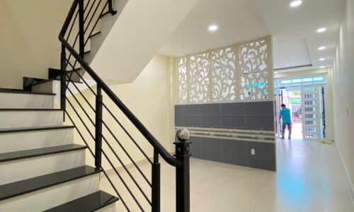 Giá tốt nhất khu Phước Long A nhà trệt lầu đường Tây Hòa cần bán gấp!!!!